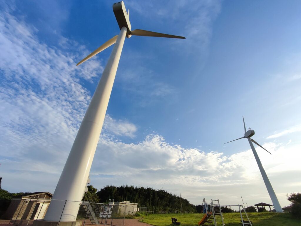 宮川公園の風力発電を撮影した写真