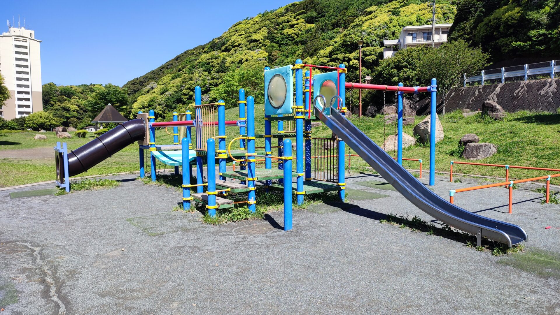【横須賀市】無料で穴場の公園 野比東ノ入公園 海と森に囲まれて自然を感じなら遊べる 三浦半島暮らし 【横須賀市】無料で穴場の公園 野比東ノ入公園 海と森に囲まれて自然を感じなら遊べる 三浦半島暮らし