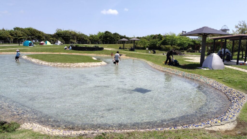 じゃぶじゃぶ池を撮影した写真